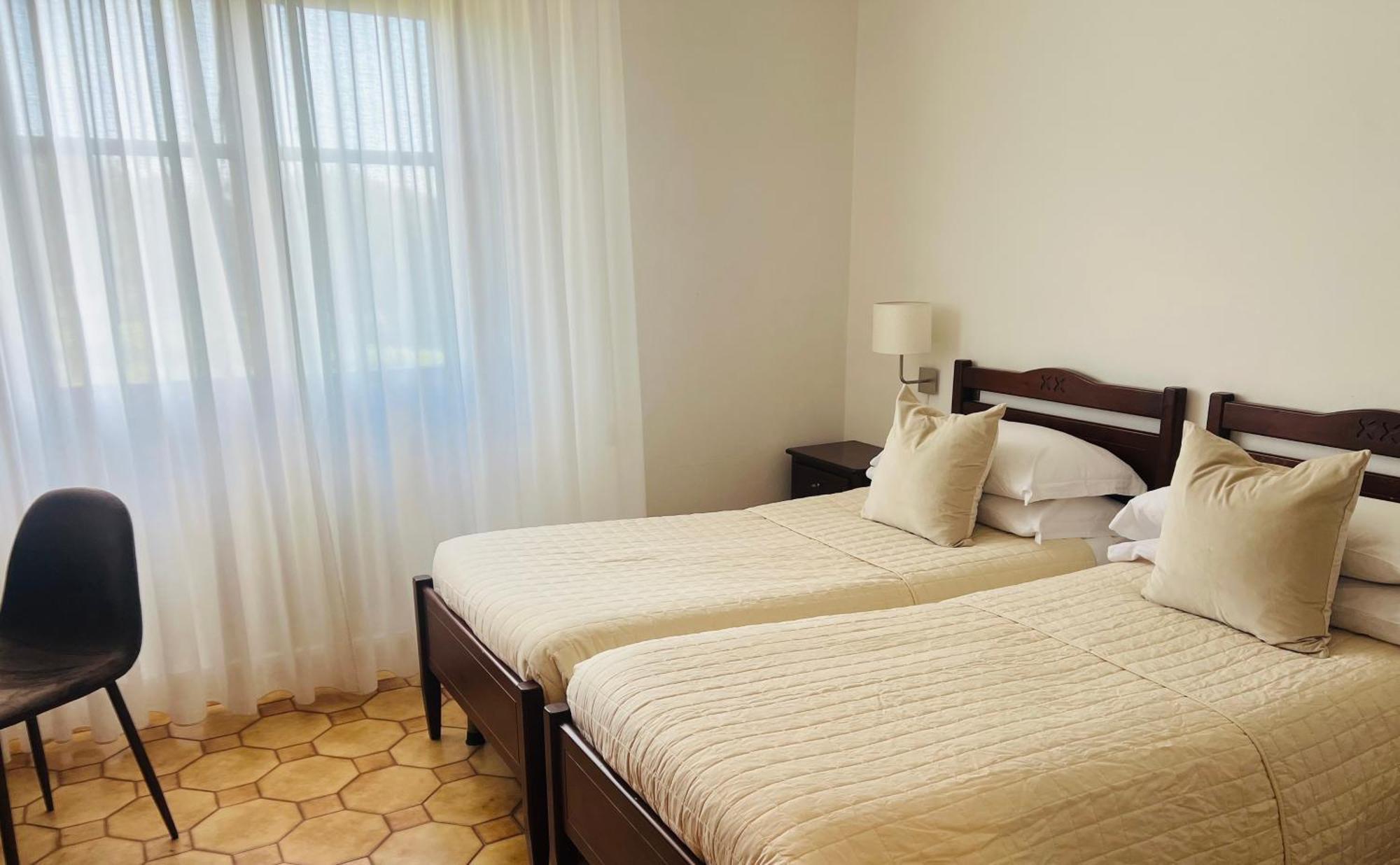 Villa Lavinia B&B Монтескудайо Екстер'єр фото